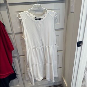 DKNY White Top